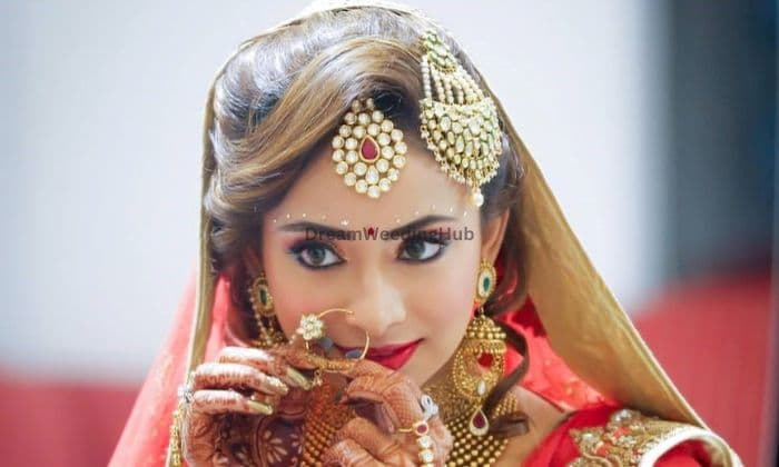 Lovely Beauty & Makeup Artist