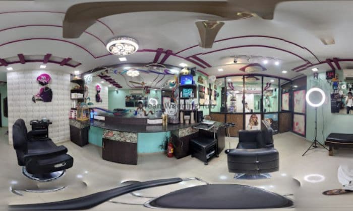 Final Touch Beauty Parlor