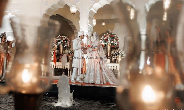 JSSMAKEOVERS & MAKEUP