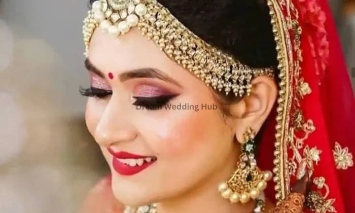 Saurabh Makeovers Studio