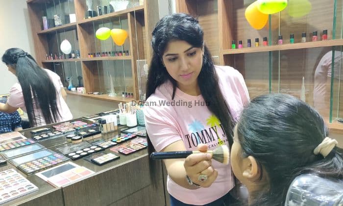Kiran chamak makeup studio