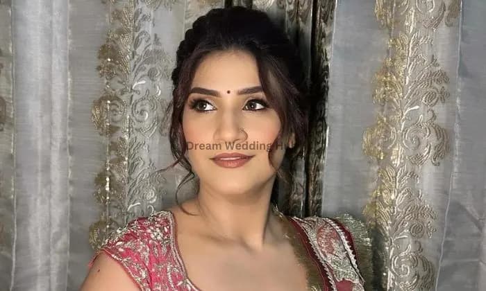 Makeup by Ridhima Kundra