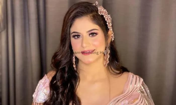 Amita Makeovers Salon