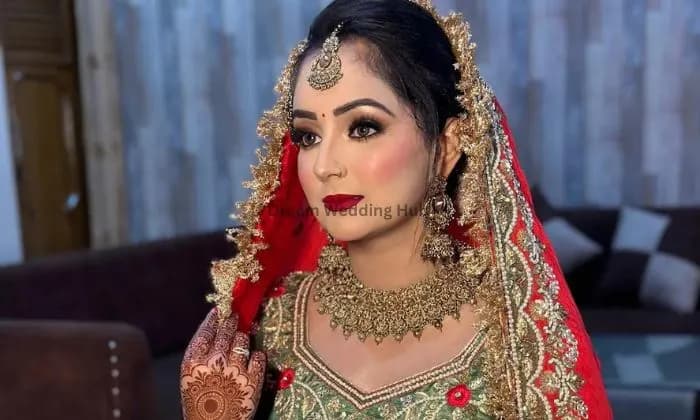 Real Look Beauty Parlour