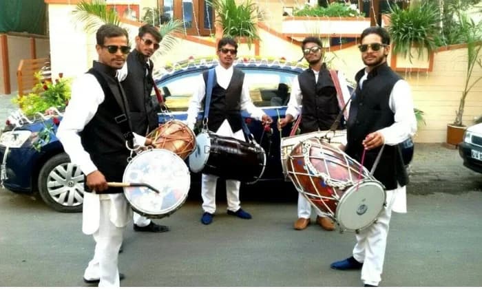 CRYSTAL MARRIAGE BAND