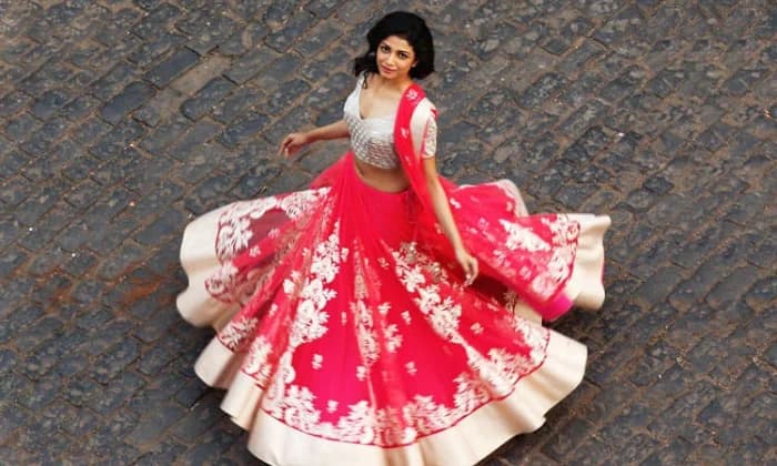 Sharada Silks & Sarees Sharada Silks & Sarees