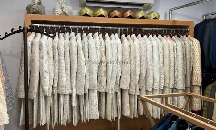 Monish Ethnic Studio