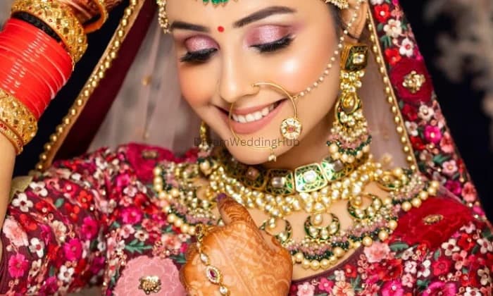 Ashna Makeovers