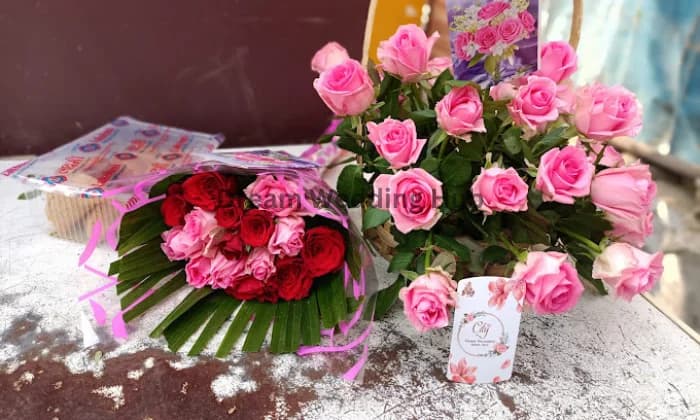 City flower decorator