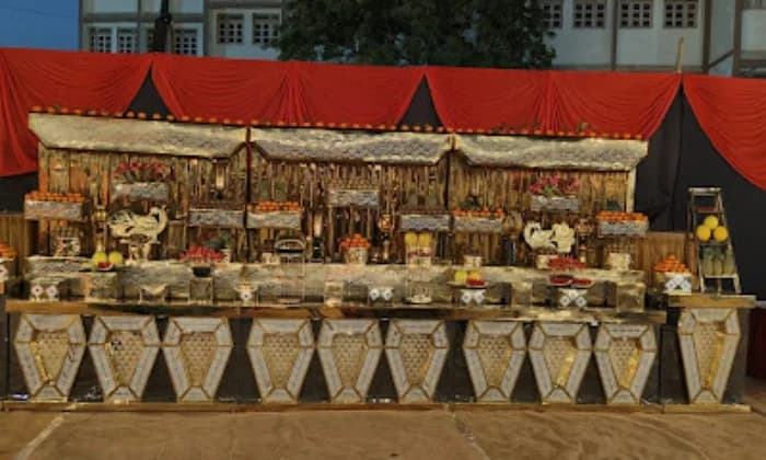 Famous Caterers