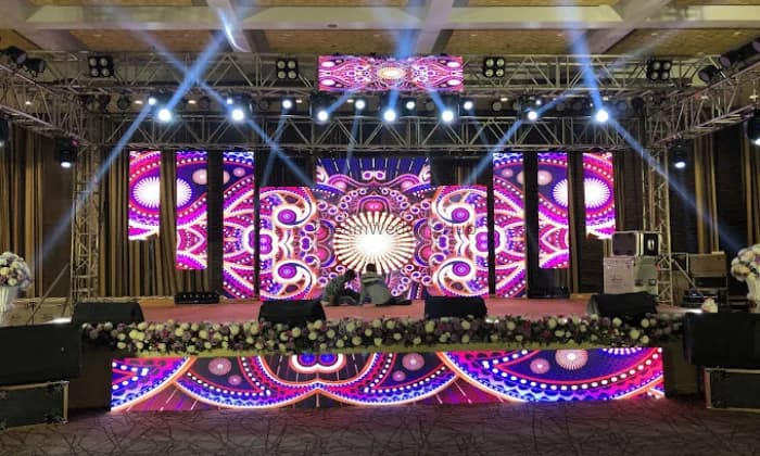 Megastar LED
