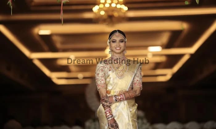 Makeup Studio by Suu