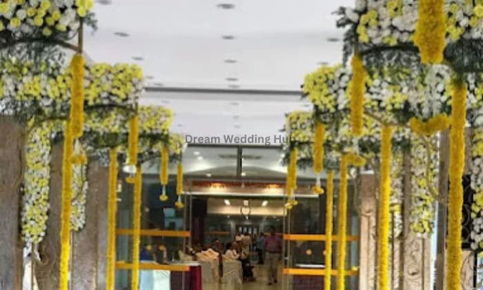 Alagenthiran Panthal Amaipalar