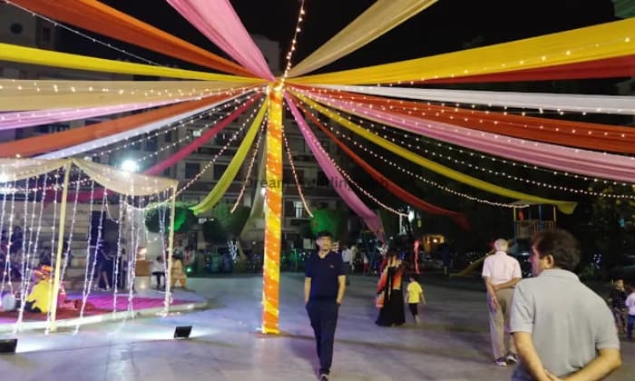 Super Tent House Super Tent House