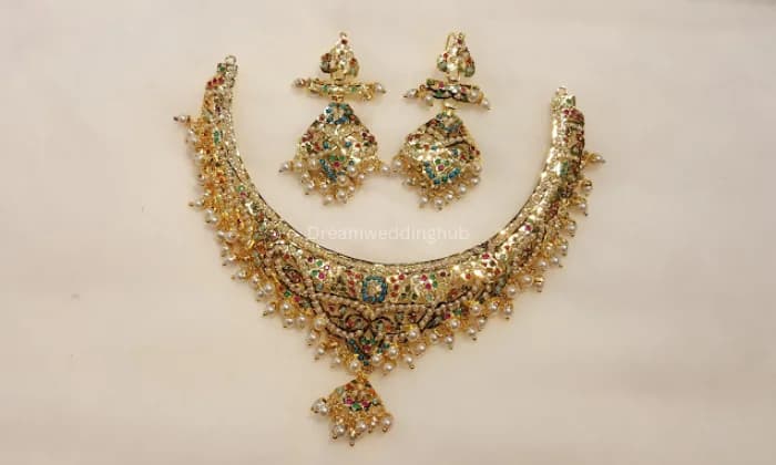 Madhukunj Gold  Diamonds
