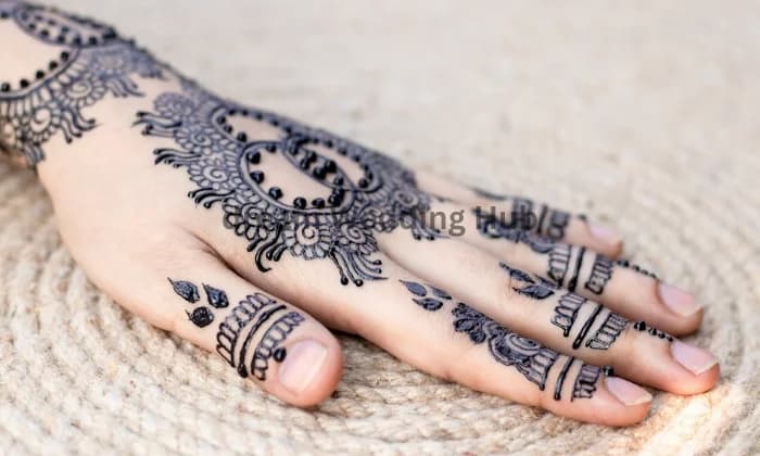 Anurag mehandi art mehandi service
