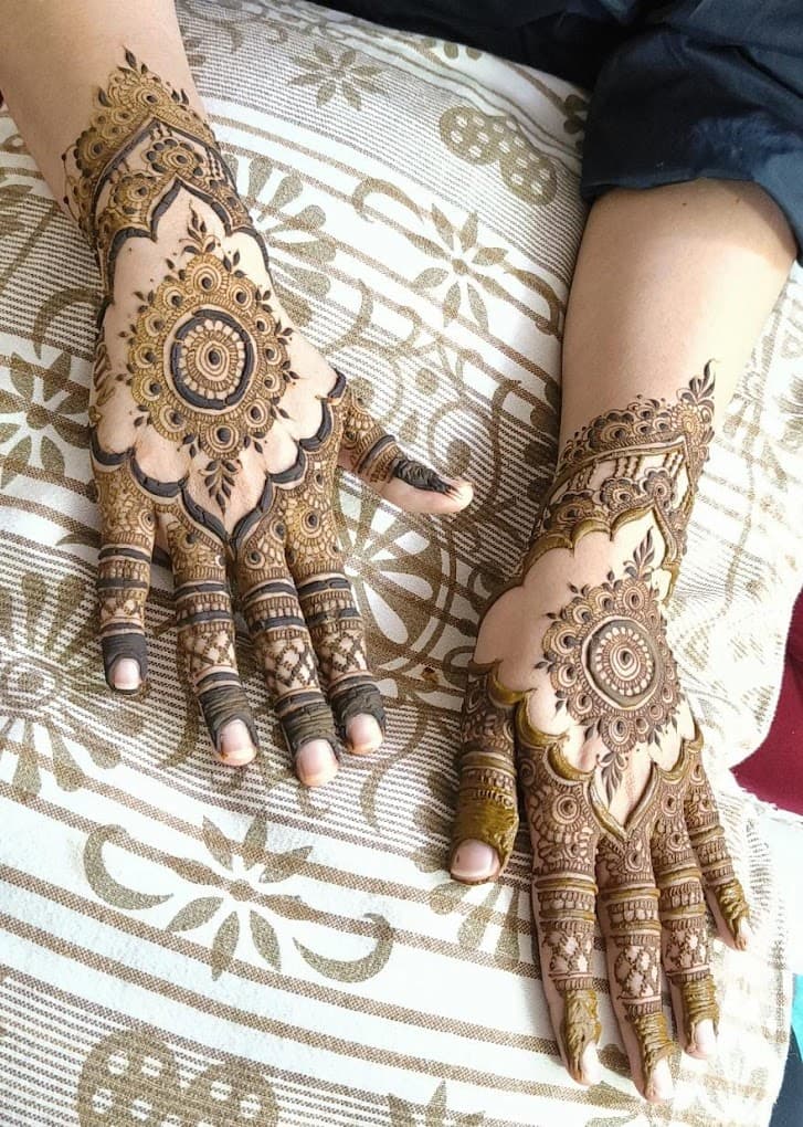Rahul Mehandi Kakinada