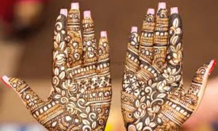 RINKI MEHANDI ART