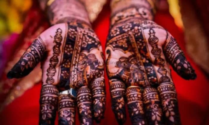 Mona s Mehndi