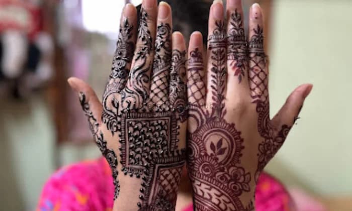 Sushma s mehendi bliss