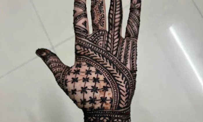 Aadhya mehandi point