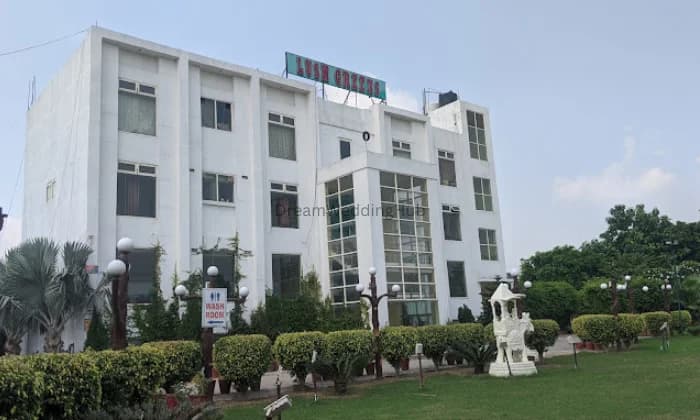 Lush Green Banquet hall