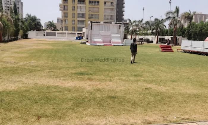 Royal Party Plot Royal Party Plot