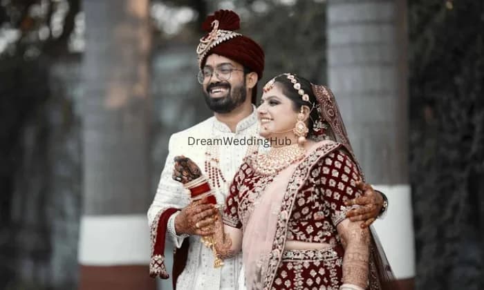 Bhakti makeovers family salon