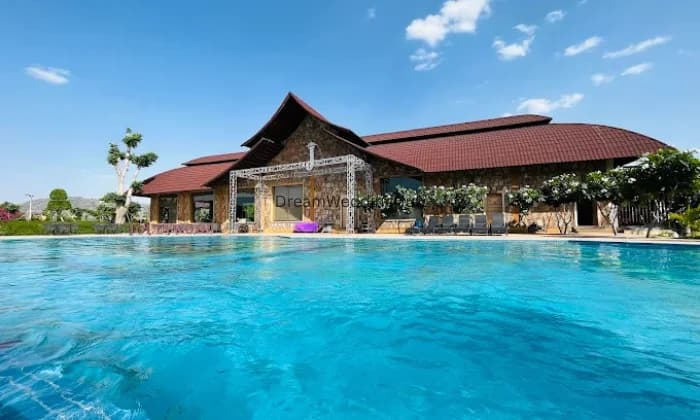 Jollywood Banquet and Resort