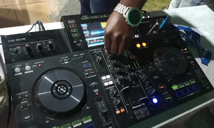 Dj Kunal Pro Sound Lights Dj Kunal Pro Sound Lights