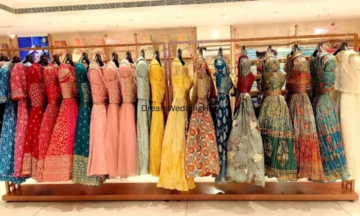 Vizianagaram Pellipoolajada