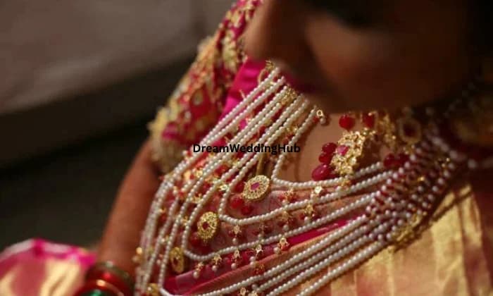 BR Bridal Makeup Studio