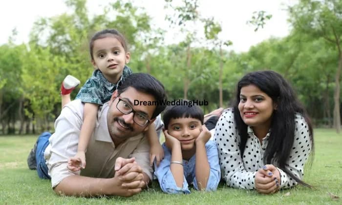 The Family Photo Studio