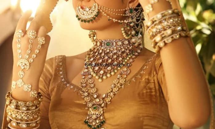 CaratLane Jewellery Aditya Mall