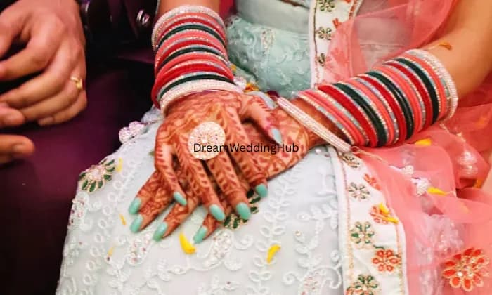 COLOR PICTURES PHOTOGRAPHY