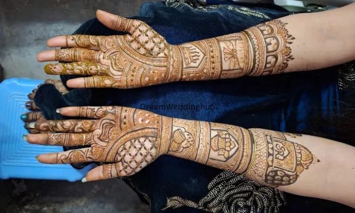 Manasi Mehendi