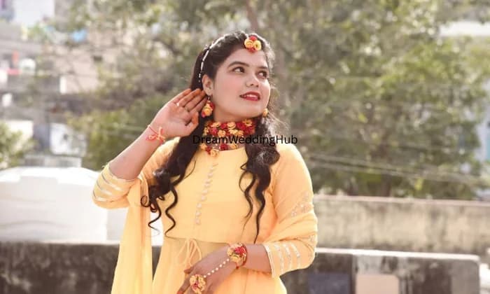 Nikhar  Sarees  Showroom