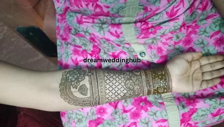 Mehandi  Henna artist AM HENNA