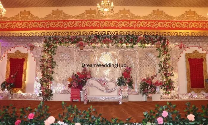 HARI VAN  A Royal wedding Destination