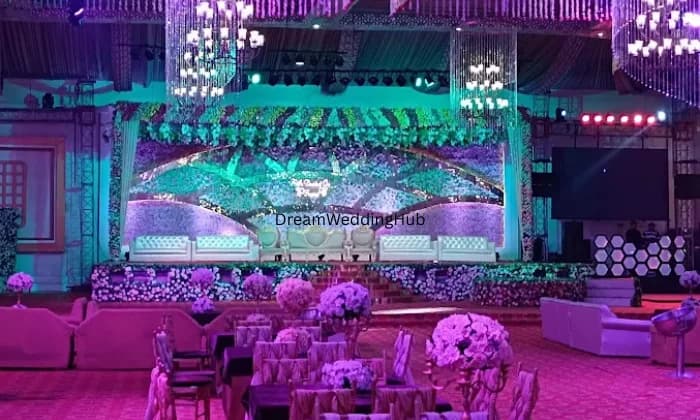 Four Seasons Banquet  By TPM