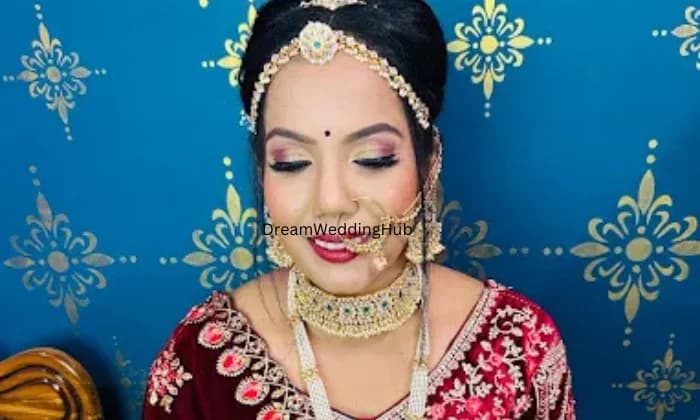 Jyotsna Makeup n  Nail  Studio