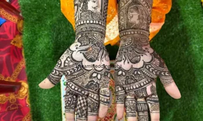 Mehendi art by Natasha Sk