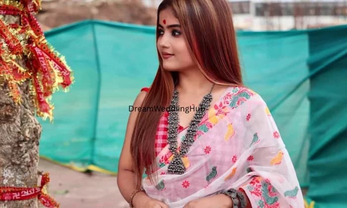 Nidhi The Studio  Academy