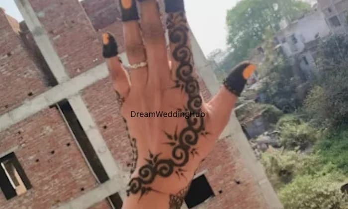 Priti   Mehandi  art