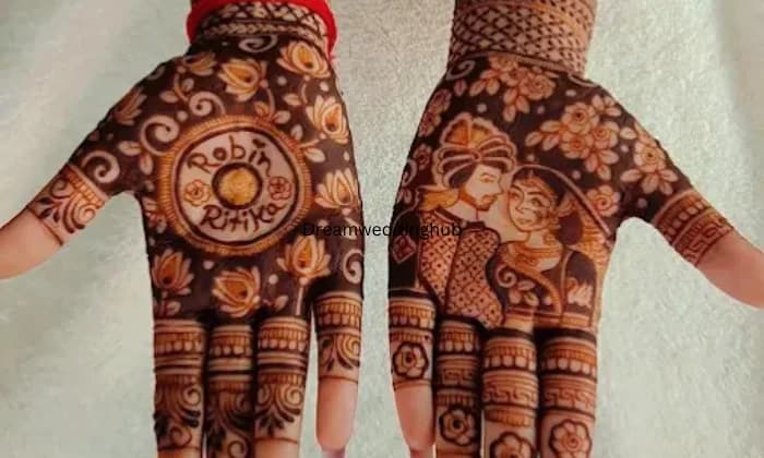 Mohit  Mehandi  Artist