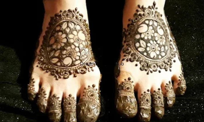 Krishna  Mehandi Artist