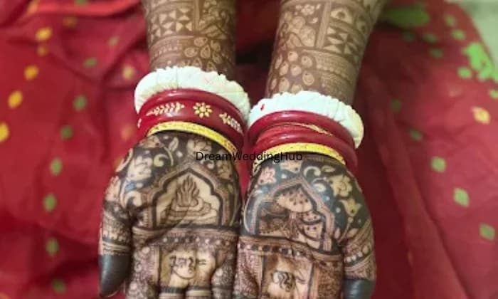 Nidhi Mehndi Artist