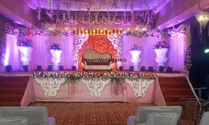 Maa Basanti Vatika Lawn