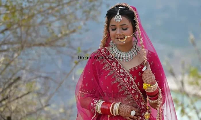 Makeovers by  Leens  Makeup Artist