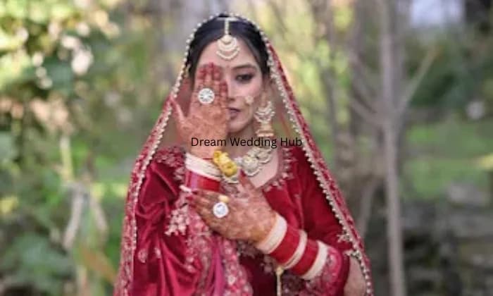 MAKEOVERS BY HRITVIK